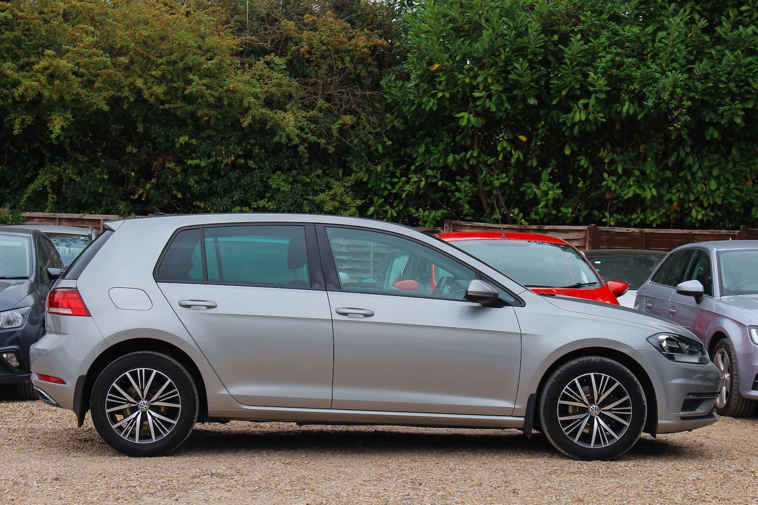 Used Volkswagen Golf 2018 for sale - 77040855: Photo 9