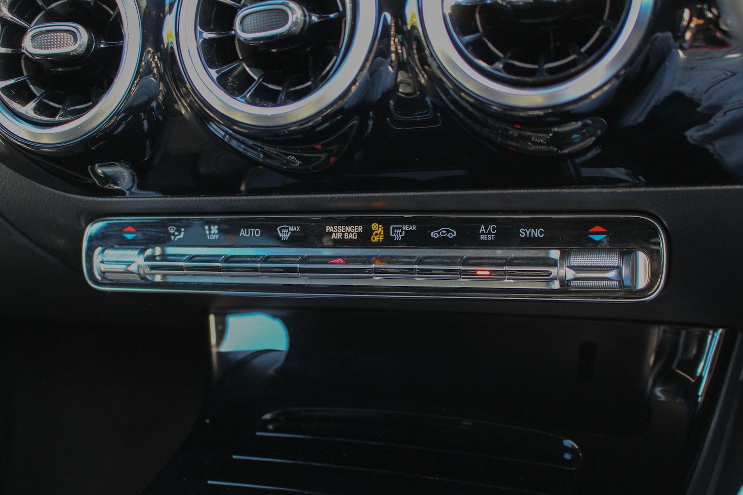 Used Mercedes-Benz A-Class 2019 for sale - 76174982: Photo 39