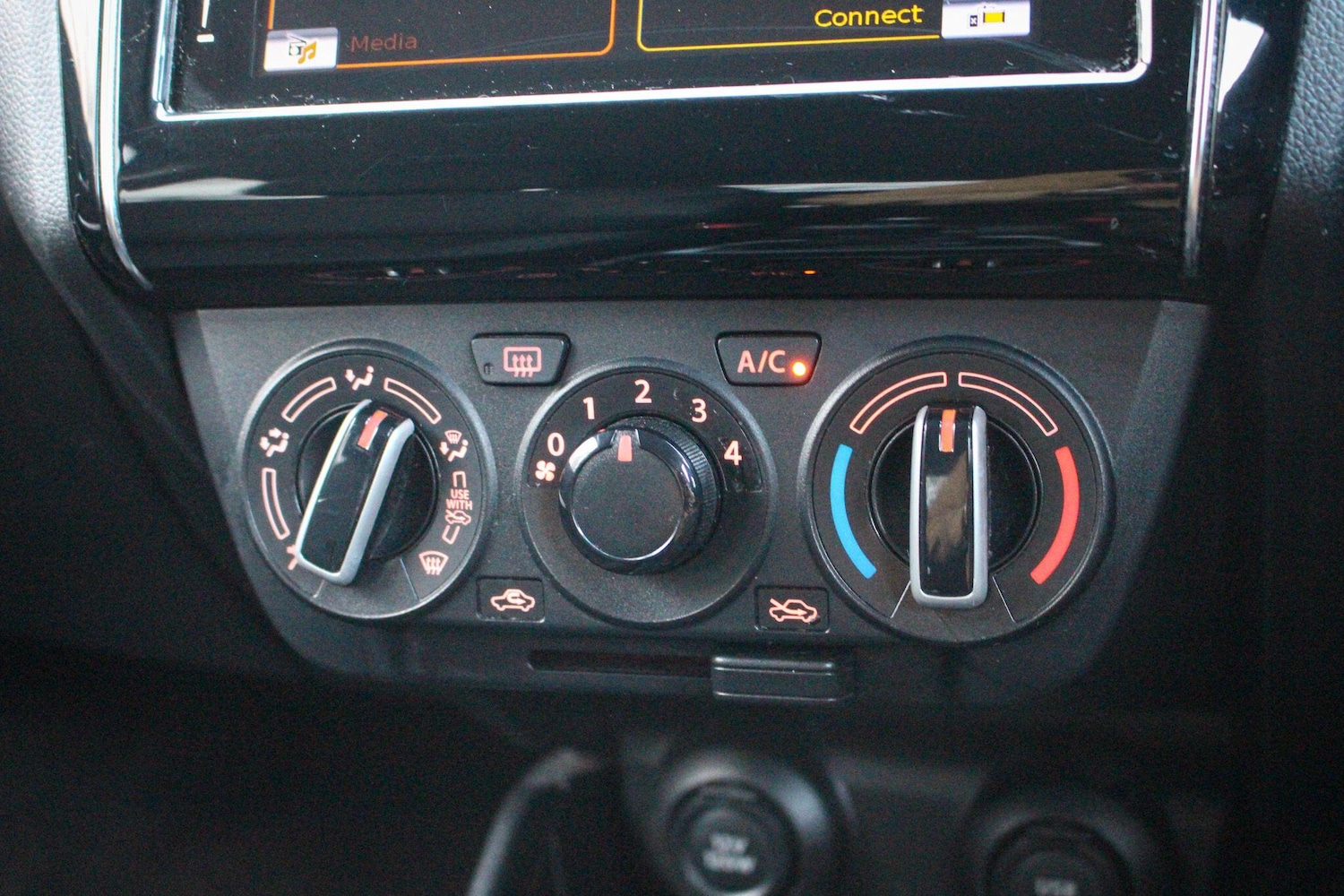 Used Suzuki Swift 2020 for sale - 77255225: Photo 34