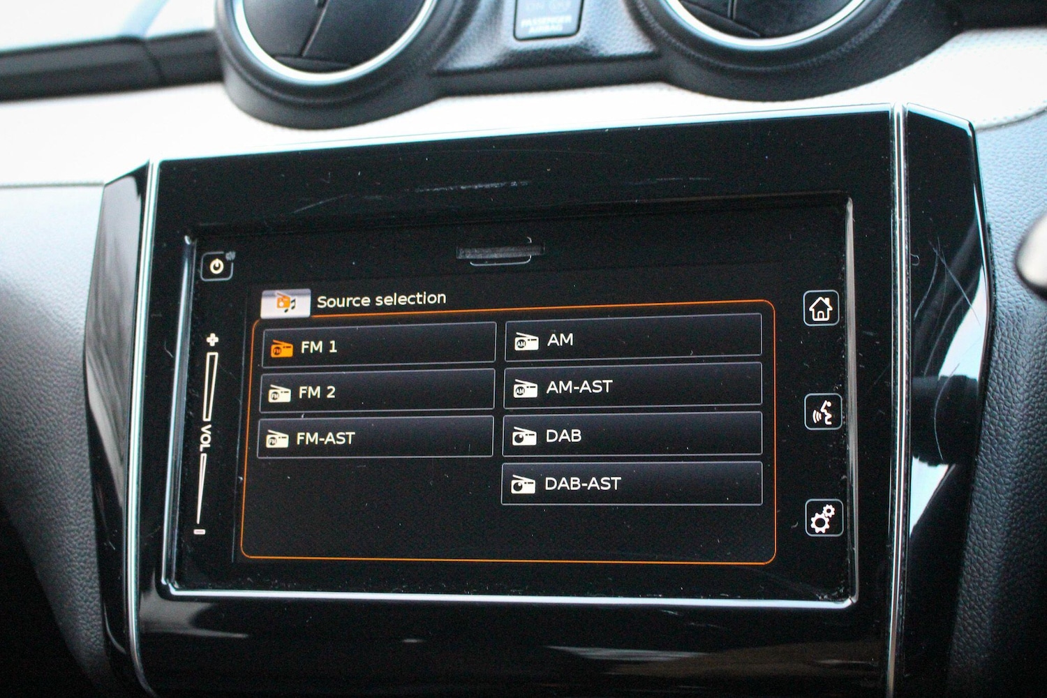 Used Suzuki Swift 2020 for sale - 77255225: Photo 37