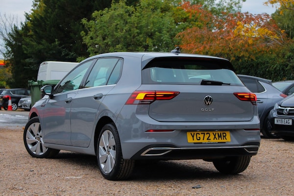 Used Volkswagen Golf 2022 for sale - 76260475: Photo 3