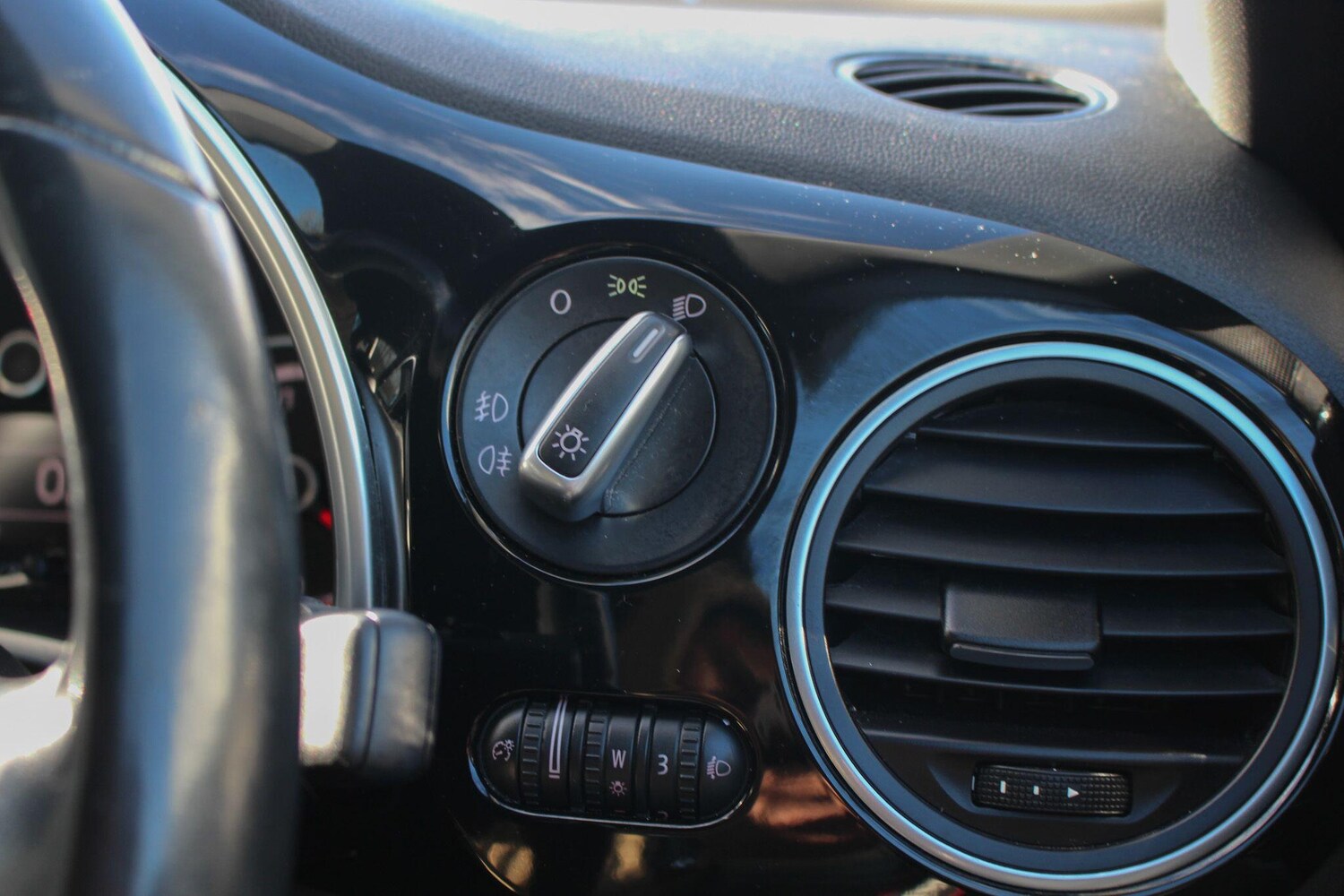 Used Volkswagen Beetle 2014 for sale - 77439662: Photo 32