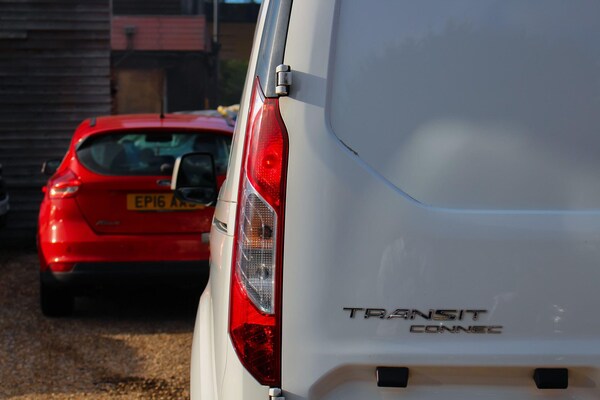 Used Ford Transit Connect 2018 for sale - 76122301: Photo 7