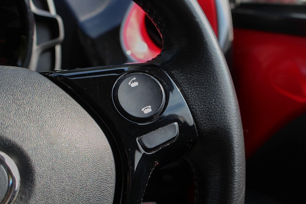 Used Toyota AYGO 2017 for sale - 75678401: Photo 23
