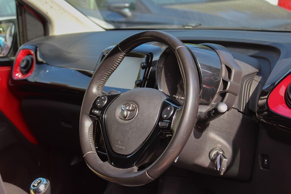 Used Toyota AYGO 2017 for sale - 75678401: Photo 40