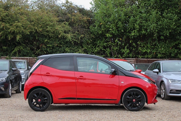 Used Toyota AYGO 2017 for sale - 75678401: Photo 8