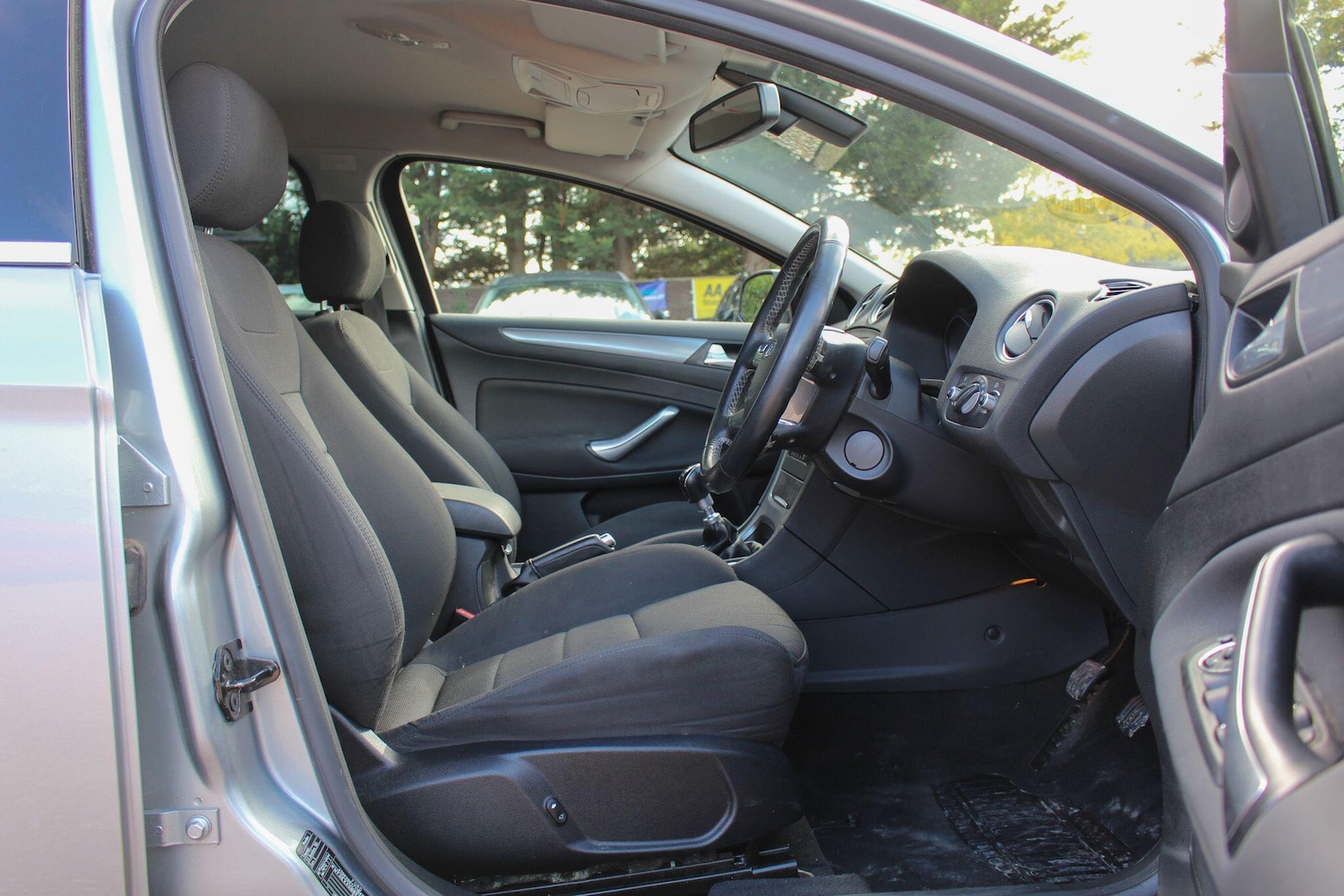 Used Ford Mondeo 2012 for sale - 76456606: Photo 26