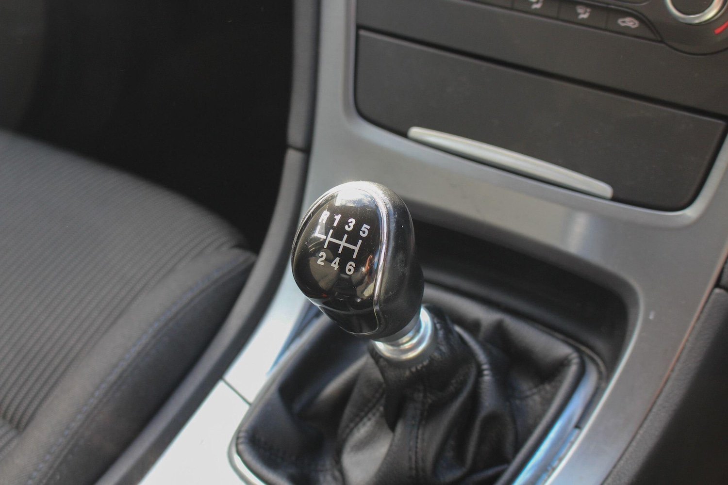 Used Ford Mondeo 2012 for sale - 76456606: Photo 34