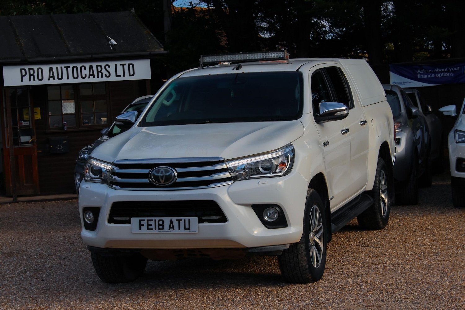 Used Toyota Hilux 2018 for sale - 76251085: Photo 23