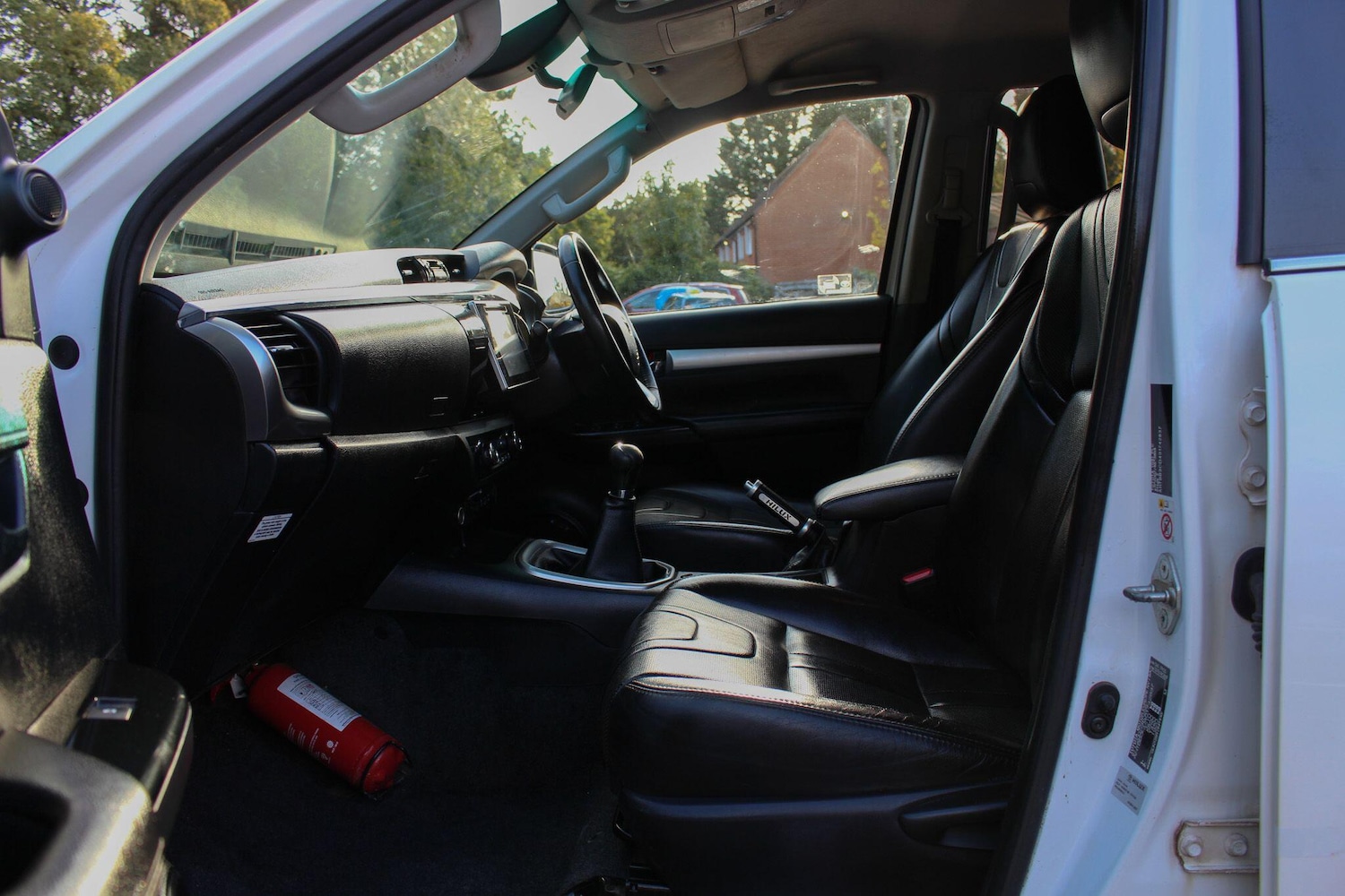 Used Toyota Hilux 2018 for sale - 76251085: Photo 29