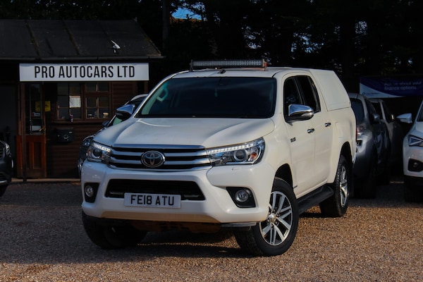 Used Toyota Hilux 2018 for sale - 76251085: Photo 2