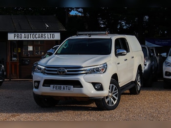 Used Toyota Hilux 2018 for sale - 76251085: Photo 2
