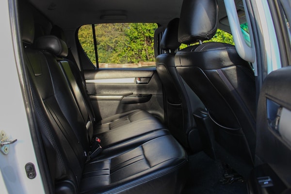 Used Toyota Hilux 2018 for sale - 76251085: Photo 34
