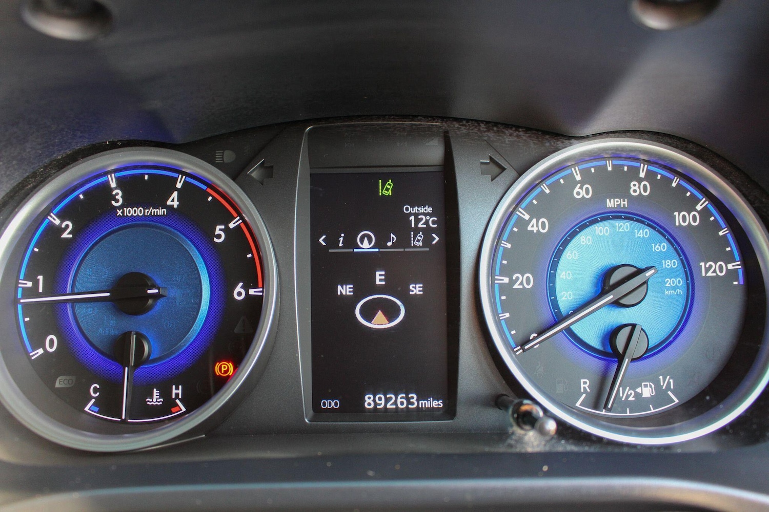 Used Toyota Hilux 2018 for sale - 76251085: Photo 43