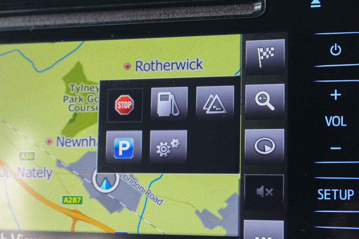 Used Toyota Hilux 2018 for sale - 76251085: Photo 55