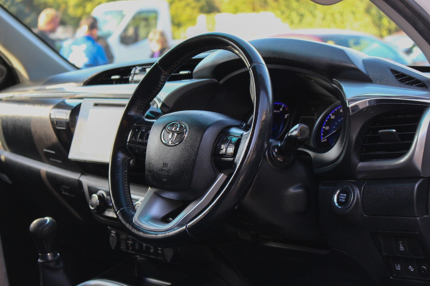 Used Toyota Hilux 2018 for sale - 76251085: Photo 59