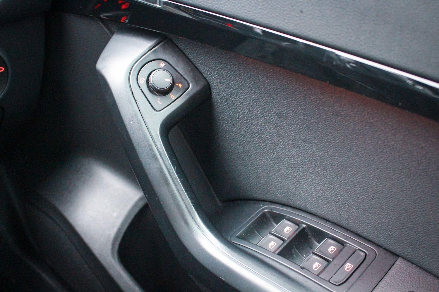 Used SEAT Ateca 2016 for sale - 76855965: Photo 32