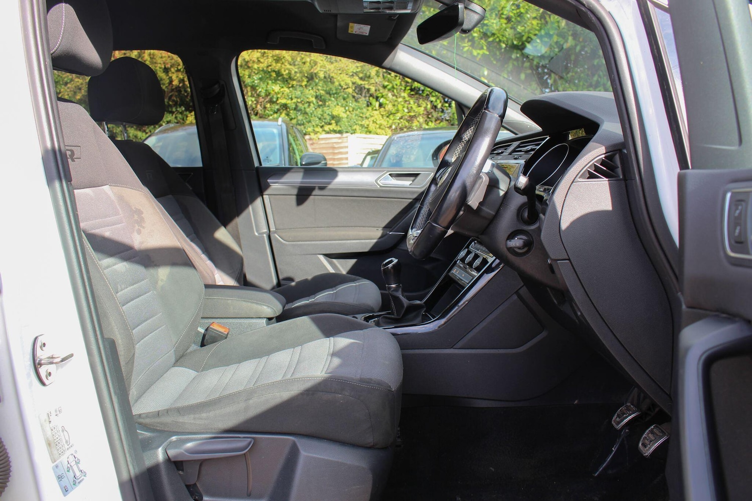 Used Volkswagen Touran 2018 for sale - 76318182: Photo 29