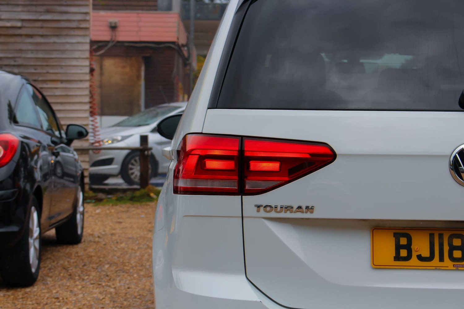 Used Volkswagen Touran 2018 for sale - 76318182: Photo 7
