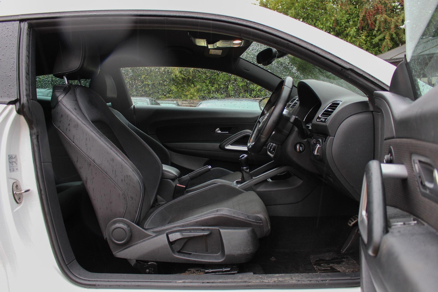 Used Volkswagen Scirocco 2015 for sale - 76152593: Photo 28