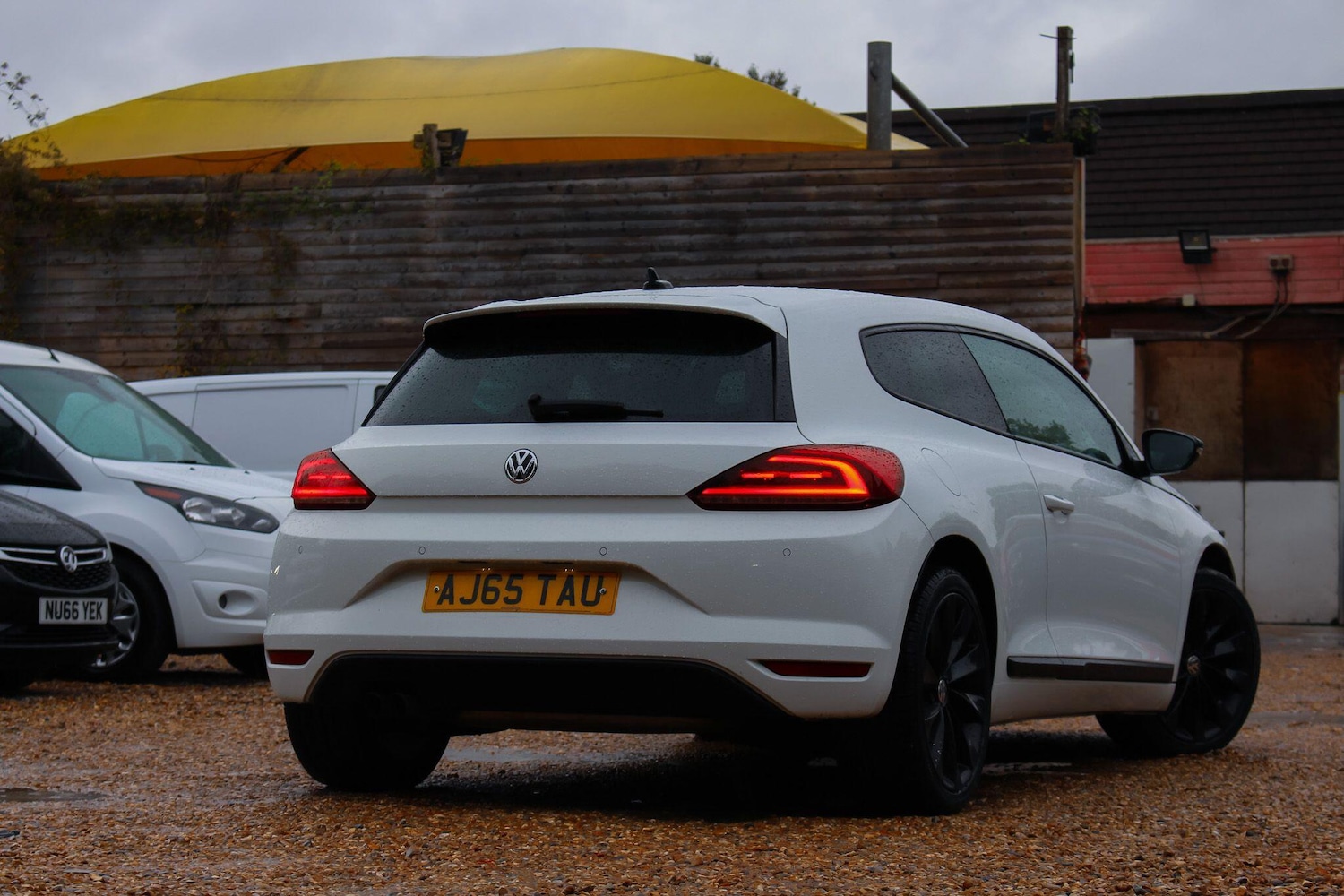 Used Volkswagen Scirocco 2015 for sale - 76152593: Photo 4