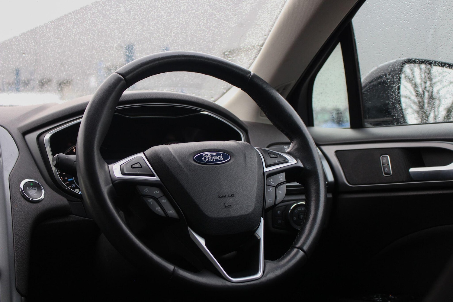 Used Ford Mondeo 2017 for sale - 77305697: Photo 27