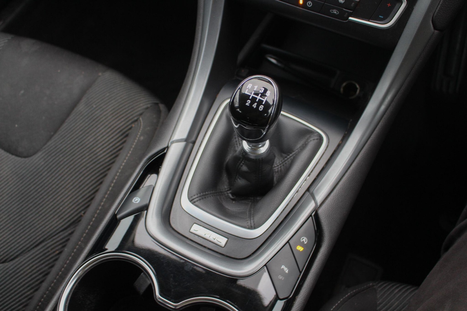 Used Ford Mondeo 2017 for sale - 77305697: Photo 38