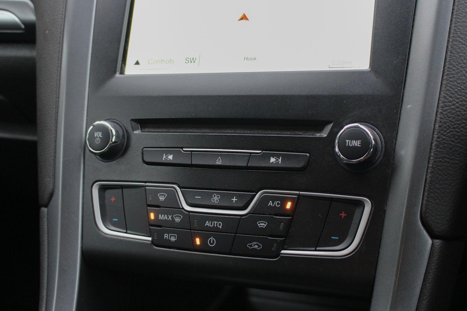 Used Ford Mondeo 2017 for sale - 77305697: Photo 40