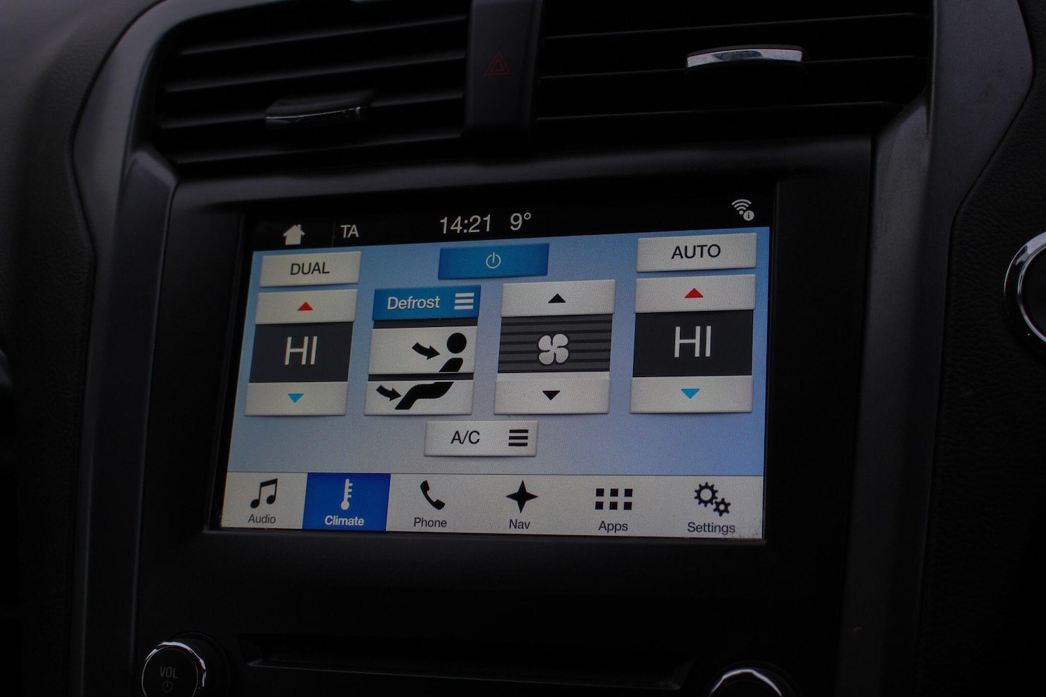 Used Ford Mondeo 2017 for sale - 77305697: Photo 49