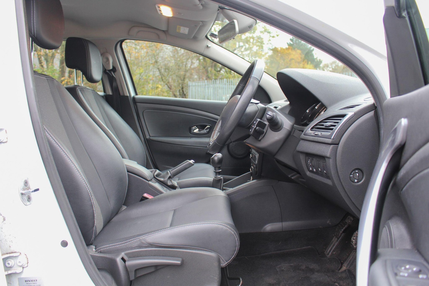 Used Renault Megane 2015 for sale - 76607014: Photo 24