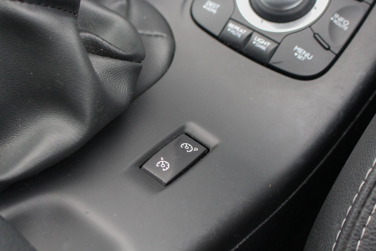 Used Renault Megane 2015 for sale - 76607014: Photo 33