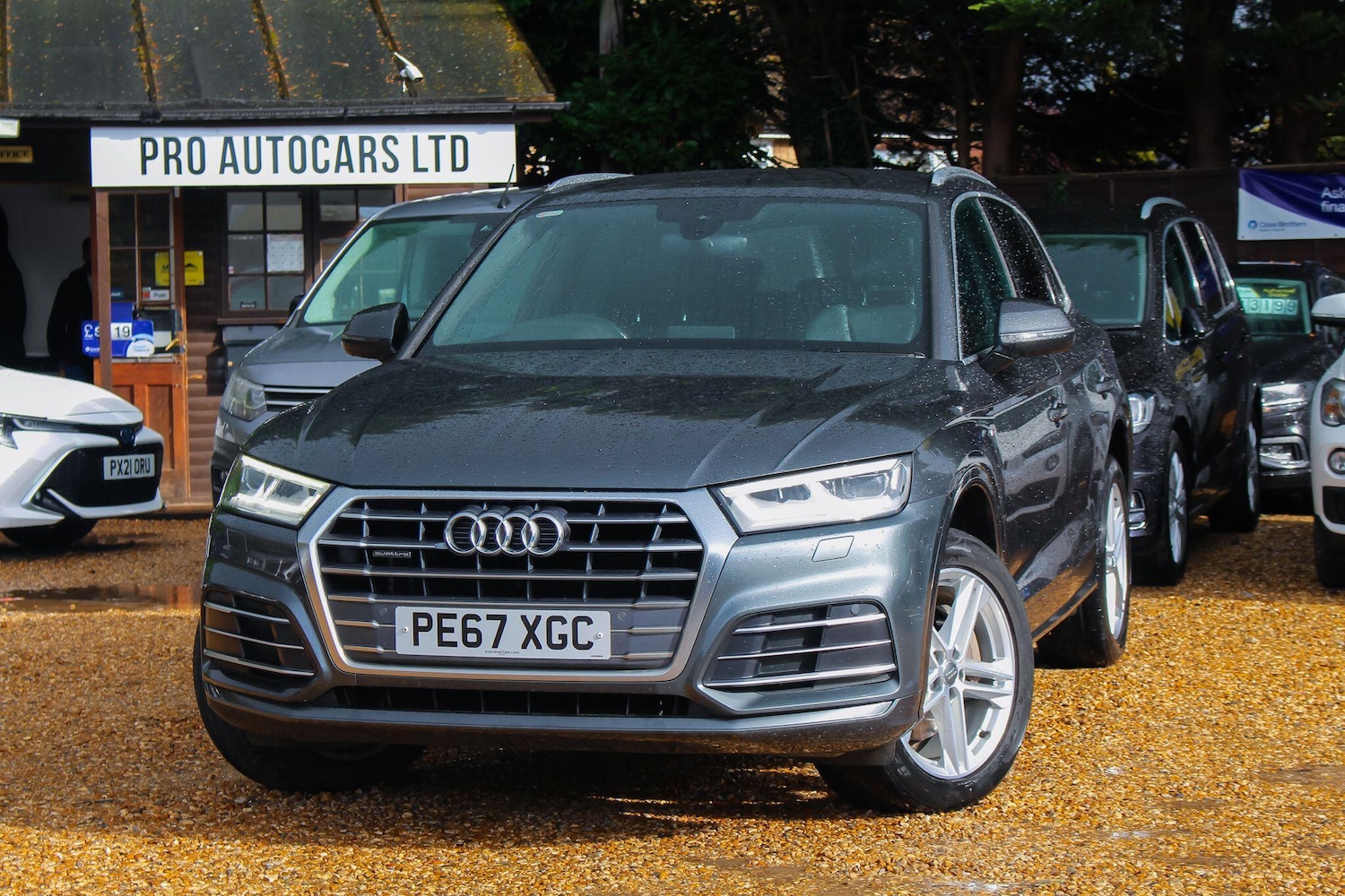 Used Audi Q5 2017 for sale - 77143979: Photo 2