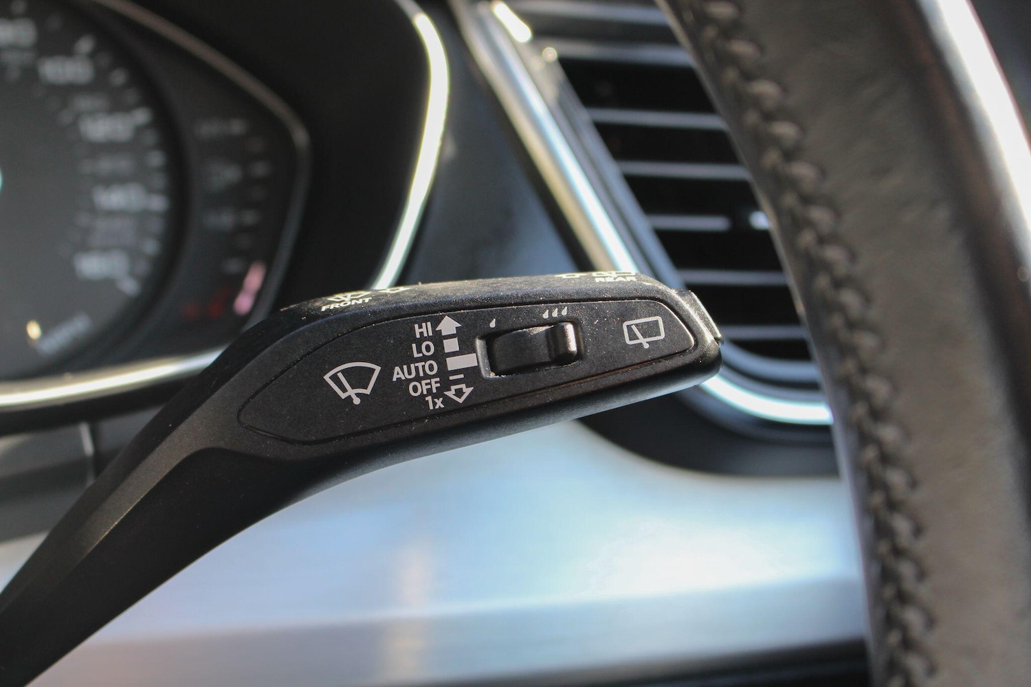 Used Audi Q5 2017 for sale - 77143979: Photo 34