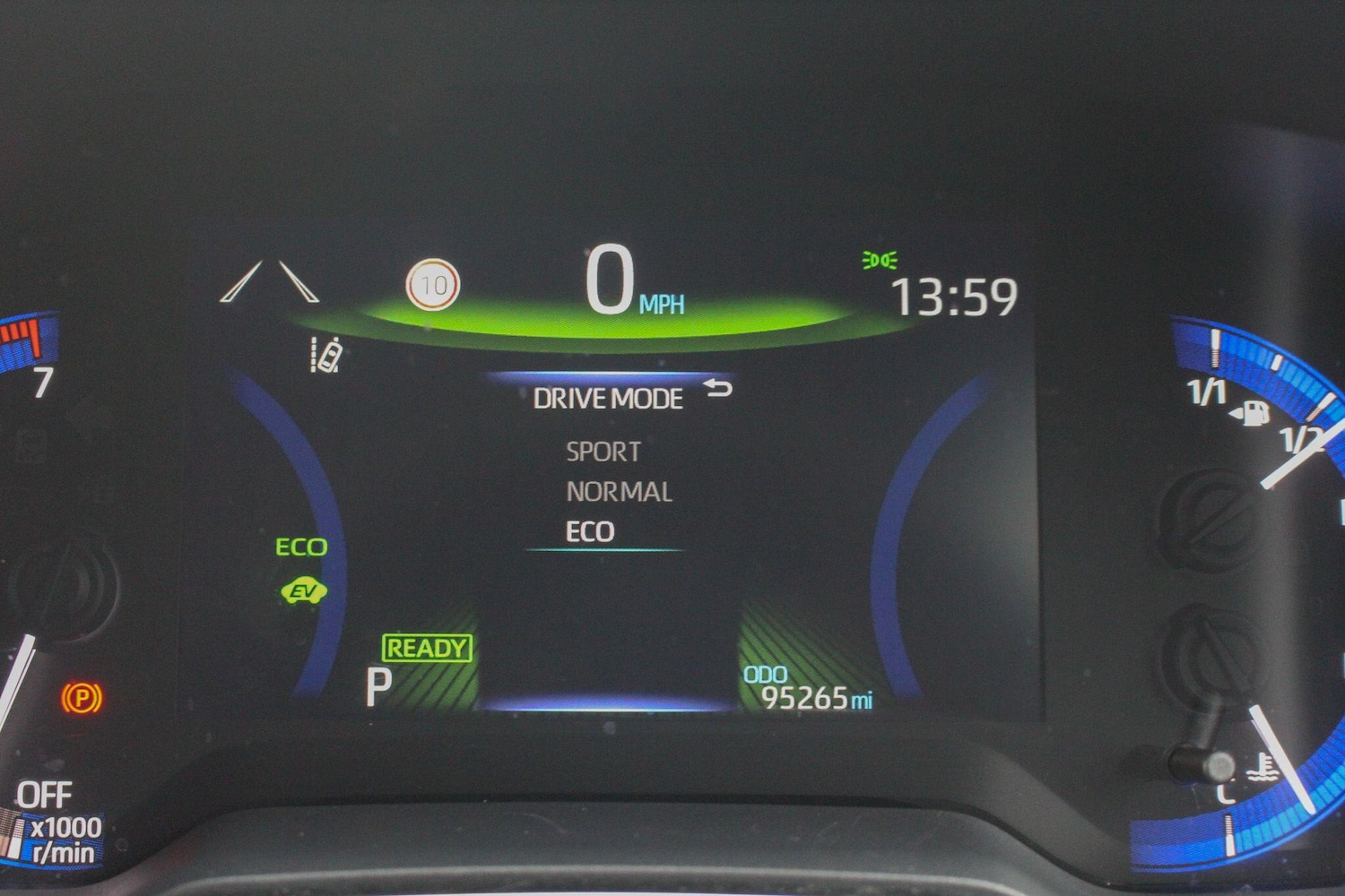 Used Toyota Corolla 2020 for sale - 76585339: Photo 34