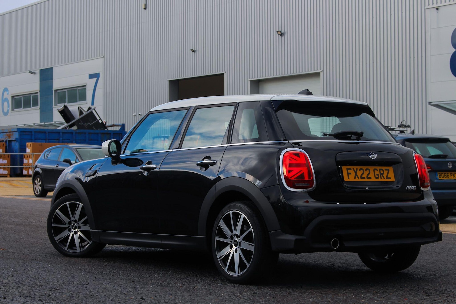 Used MINI Hatch 2022 for sale - 77377044: Photo 3