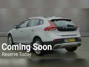 Used Volvo V40 2019 for sale - 78231271: Photo