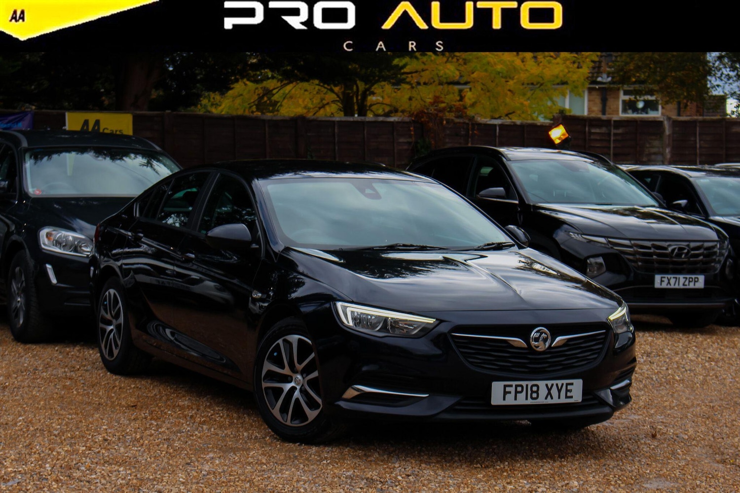 Used Vauxhall Insignia 2018 for sale - 76336607: Photo 1
