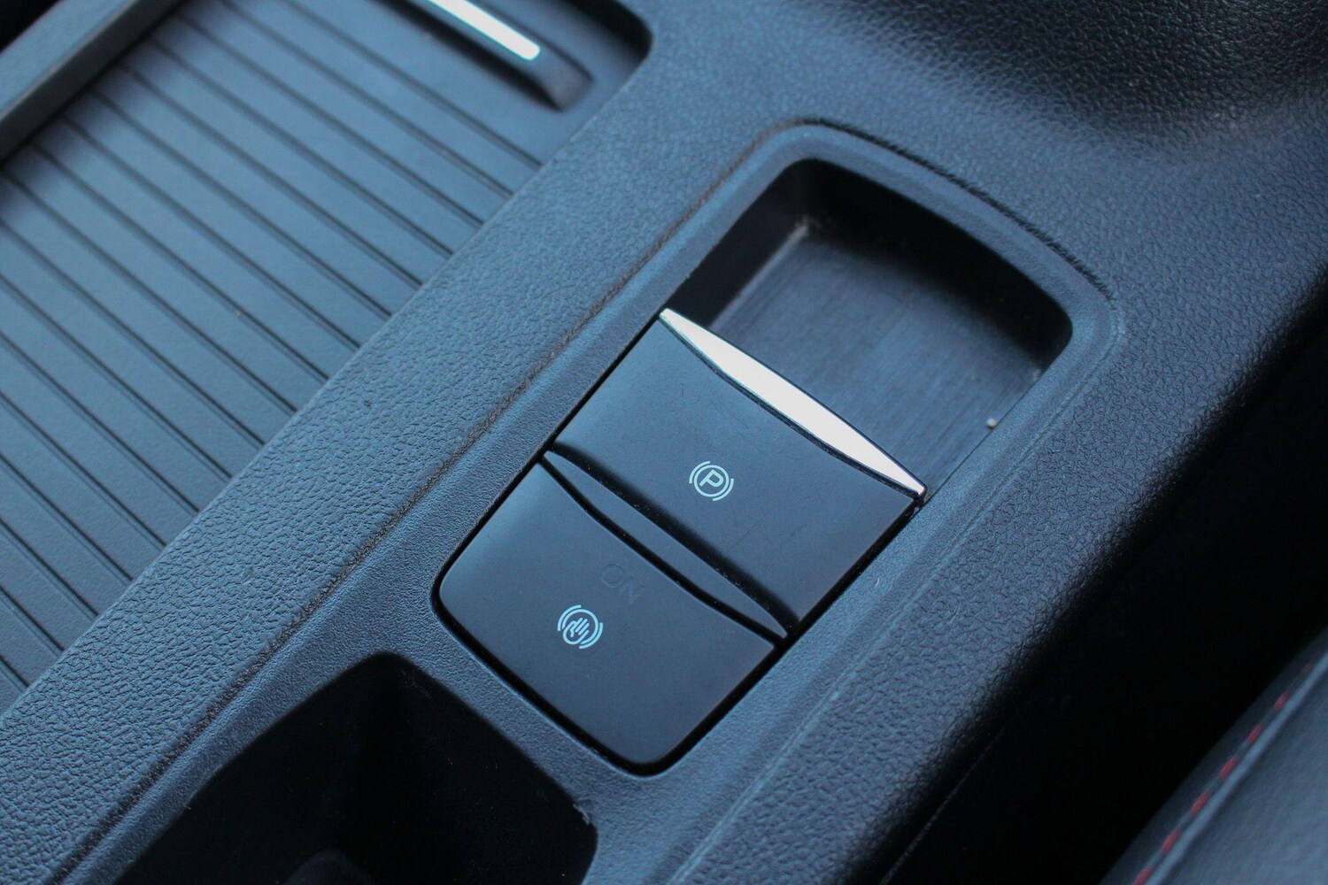 Used Ford Kuga for sale - 76607342: Photo 42