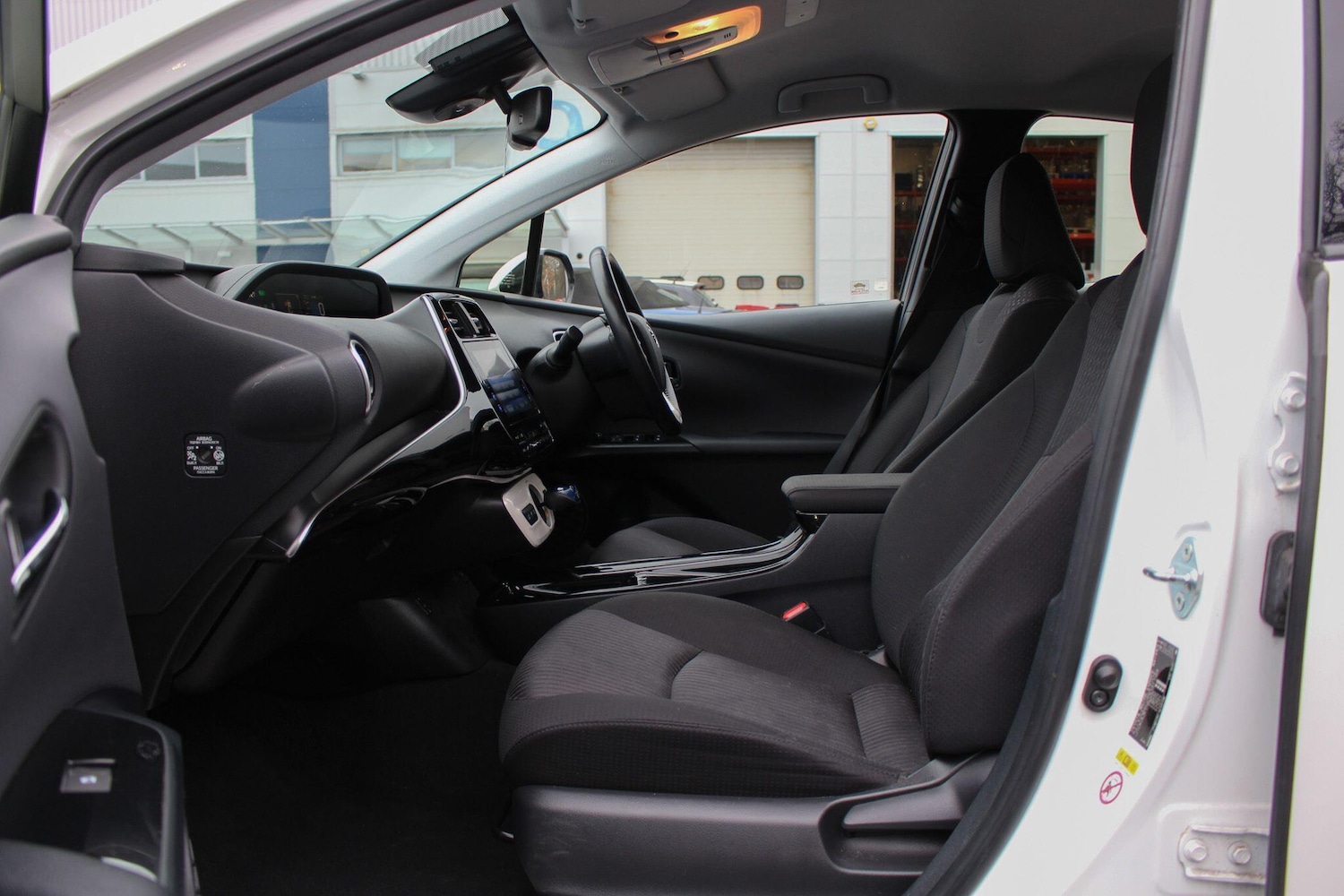 Used Toyota Prius 2018 for sale - 76975574: Photo 22