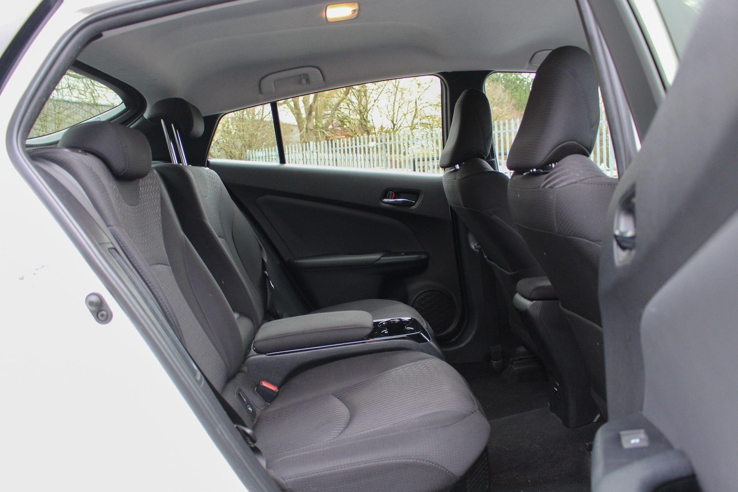 Used Toyota Prius 2018 for sale - 76975574: Photo 24