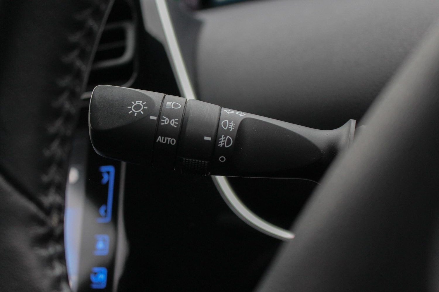 Used Toyota Prius 2018 for sale - 76975574: Photo 34