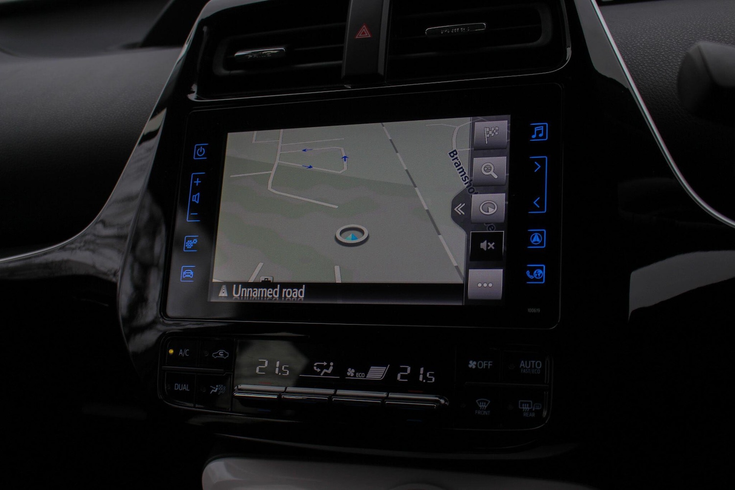 Used Toyota Prius 2018 for sale - 76975574: Photo 40