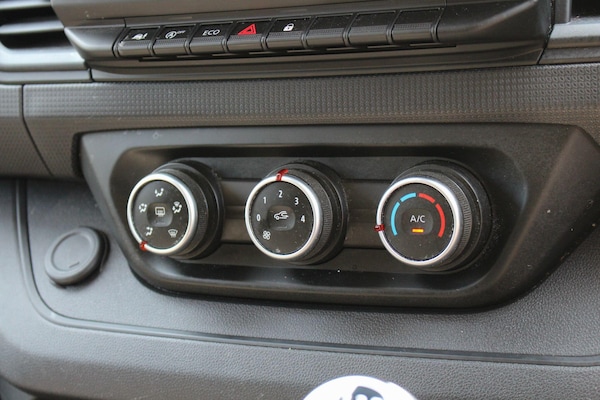 Used Renault Trafic 2022 for sale - 75459362: Photo 35