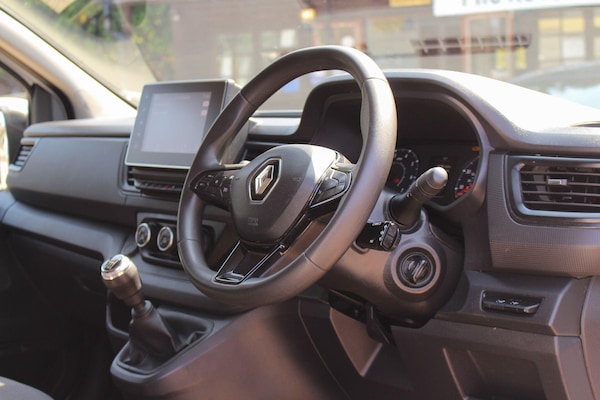 Used Renault Trafic 2022 for sale - 75459362: Photo 51