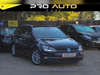 Volkswagen - Golf