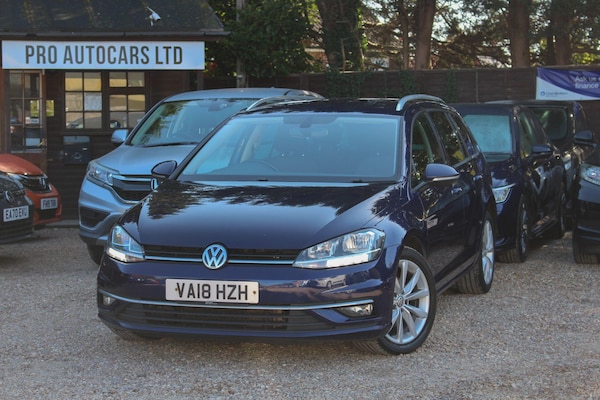 Used Volkswagen Golf 2018 for sale - 76158587: Photo 2