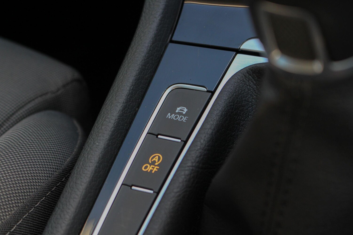 Used Volkswagen Golf 2018 for sale - 76158587: Photo 37