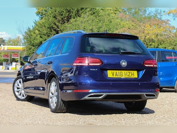 Used Volkswagen Golf 2018 for sale - 76158587: Photo 3