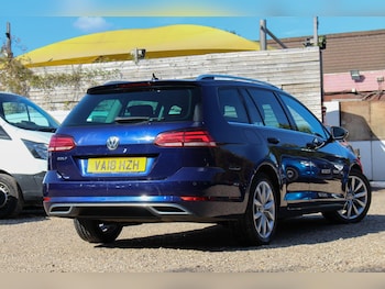 Used Volkswagen Golf 2018 for sale - 76158587: Photo 4