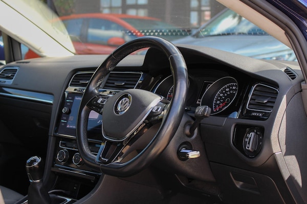 Used Volkswagen Golf 2018 for sale - 76158587: Photo 67